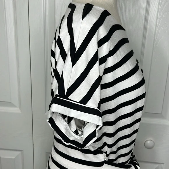 CHAPS BLACK & WHITE FAUX WRAP STRIPED DRESS, NWT - Picture 4 of 8
